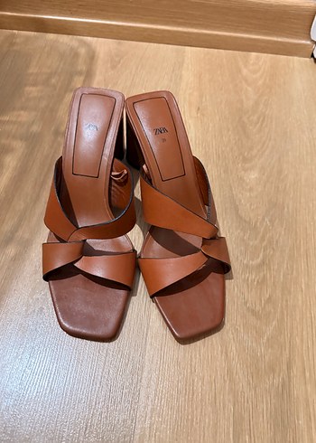 Zara 39