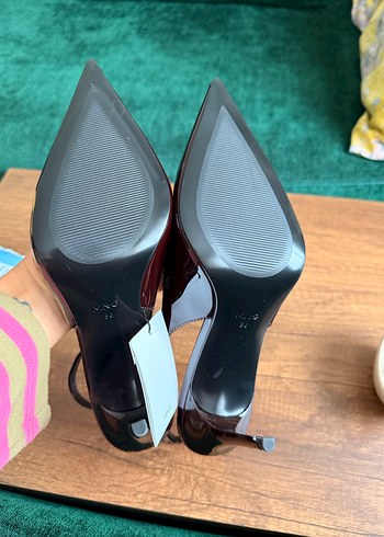 Bordo Rugan Tokalı Stiletto Topuklu Kadın Ayakkabı - Görsel 3