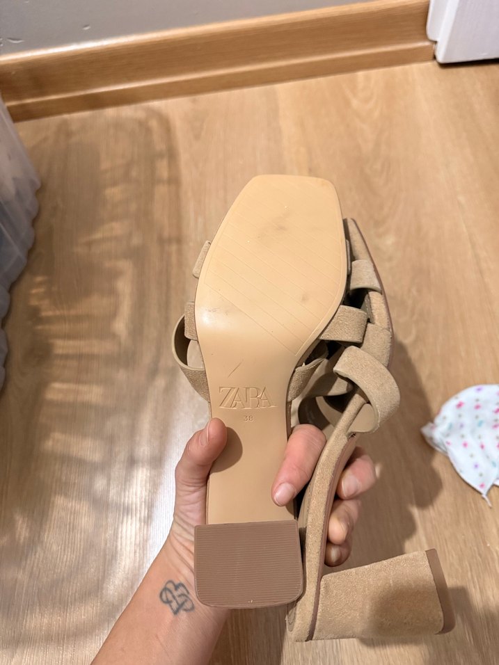 Bej Süet Tokalı Kadın Terlik - Görsel 2