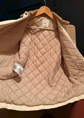 Kürk Detaylı Beyaz Midi Ceket - Görsel 6