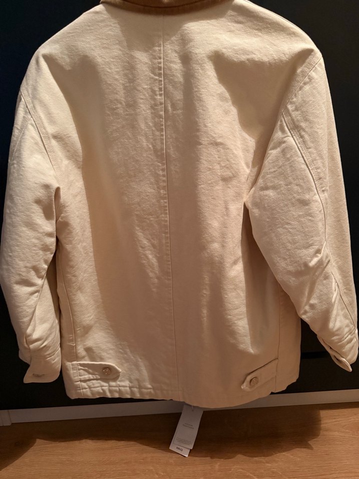 Kürk Detaylı Beyaz Midi Ceket - Görsel 5