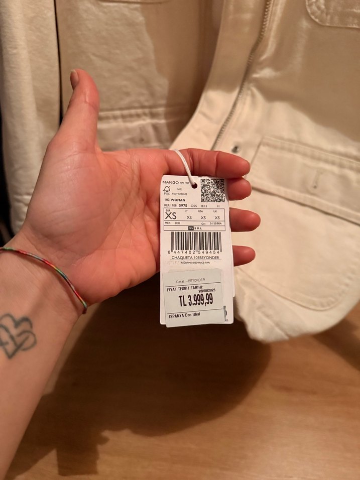 Beyaz Kadın Midi Ceket Kürklü Yaka - Görsel 4