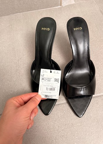MNG Siyah Stiletto Topuklu Kadın Terlik - Görsel 2