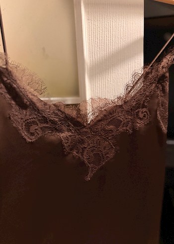 Dantel Detaylı Kahverengi V Yaka Kadın Atlet - Görsel 8