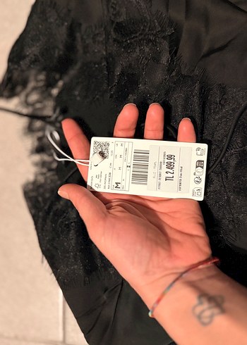 Dantel Detaylı Siyah Uzun Gösterişli Elbise - Görsel 10