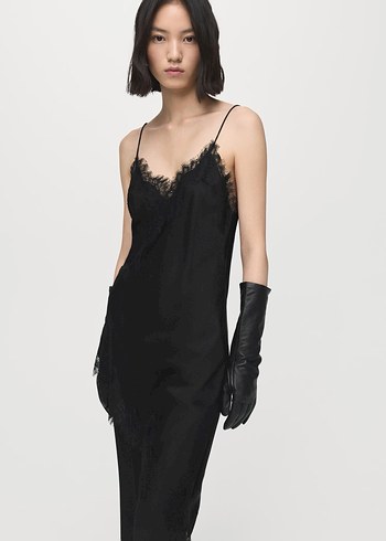 Dantel Detaylı Siyah Uzun Gösterişli Elbise - Görsel 4