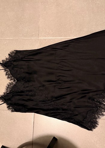 Dantel Detaylı Siyah Uzun Gösterişli Elbise - Görsel 11