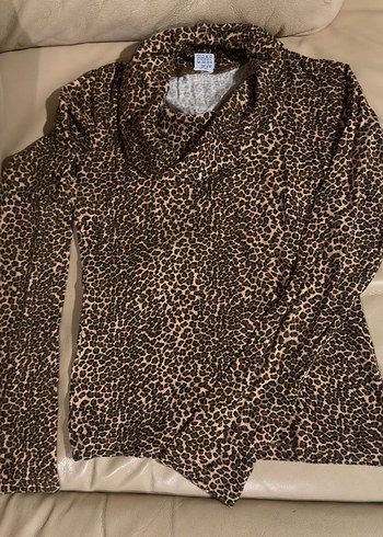 Leopar Desenli Uzun Kollu Fit Triko