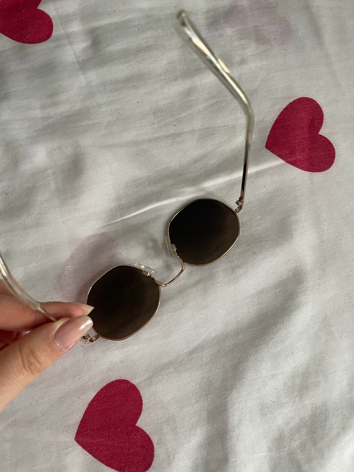 Koyu Bej Retro Kadın Güneş Gözlüğü - Görsel 3