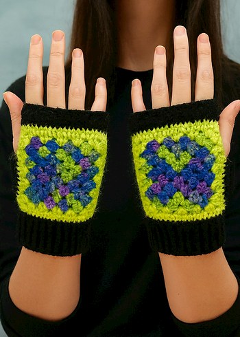 Renkli Örgü Kadın Eldiveni - Görsel 2