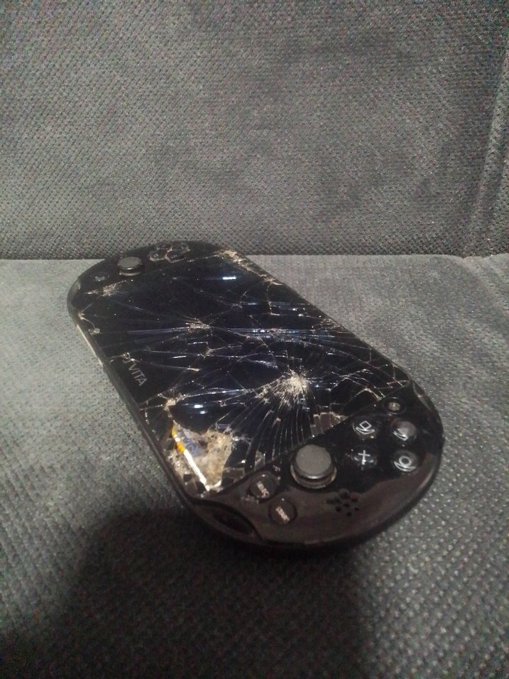 Sony PS Vita slim 2001 parçalık tamirlik - Görsel 3