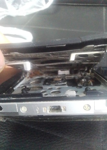 Hasarlı PSP Oyun Konsolu - Görsel 7