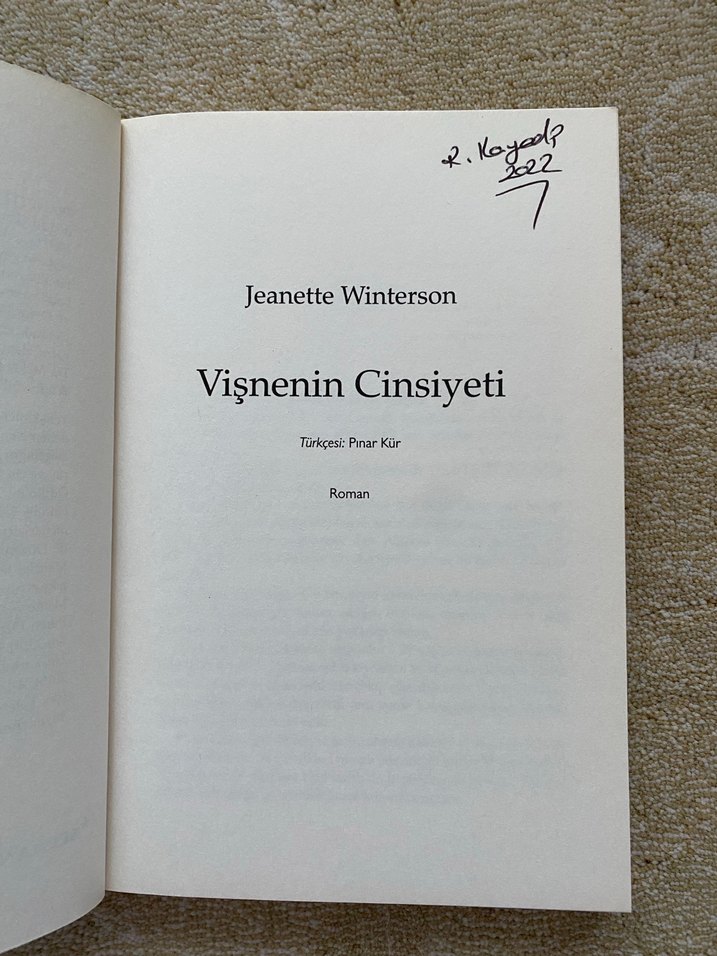 Vişnenin Cinsiyeti - Jeanette Winterson - Görsel 2