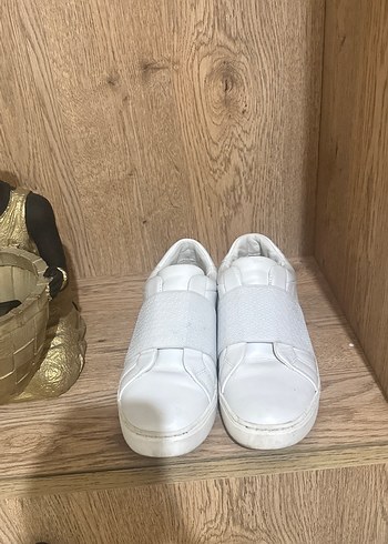 38 Beden Beyaz Bantlı Minimalist Kadın Spor Ayakkabı