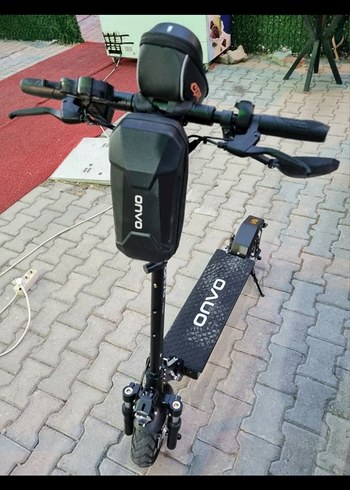 Diğer Çocuklar için Siyah Onvo Scooter
