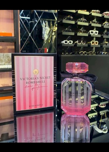 Victoria's Secret Bombshell Kadın Parfümü 100 ml