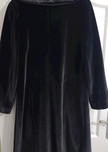 Uzun Siyah Kadın Kaban - Gotik Stil - Görsel 4