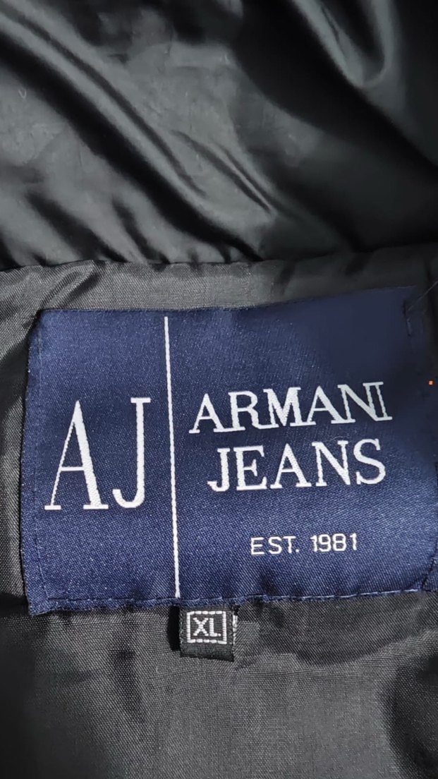 Siyah Fermuarlı Kadın Kışlık Mont - Görsel 2