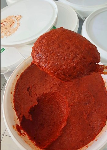 Parlak Kırmızı Biber Salçası - Görsel 3