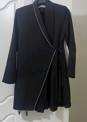 Siyah Kuşaklı Uzun Kadın Ceket Blazer