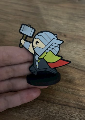 Beden Gri Süper Kahraman Aksiyon Figürü THOR