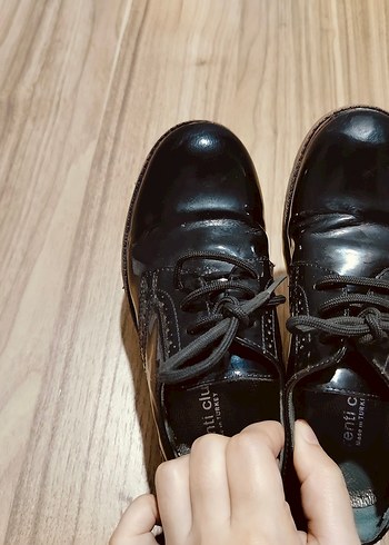Diğer bir defa giyildi