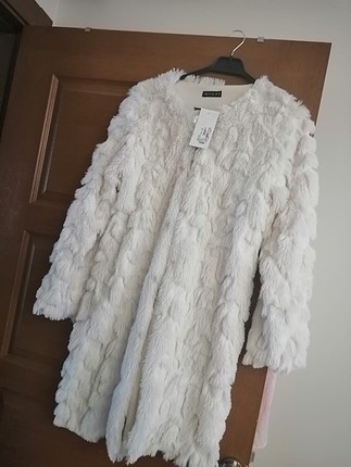 Zara Beyaz kürk