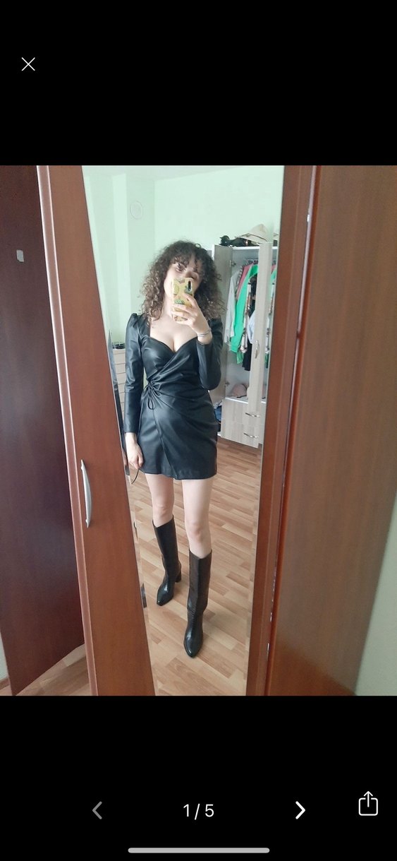 Siyah Deri V Yakalı Kısa Elbise - Görsel 2