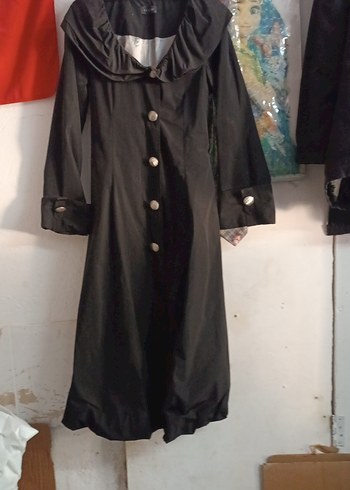 36 Beden Düğmeli Siyah Uzun Gotik Kadın Kaban