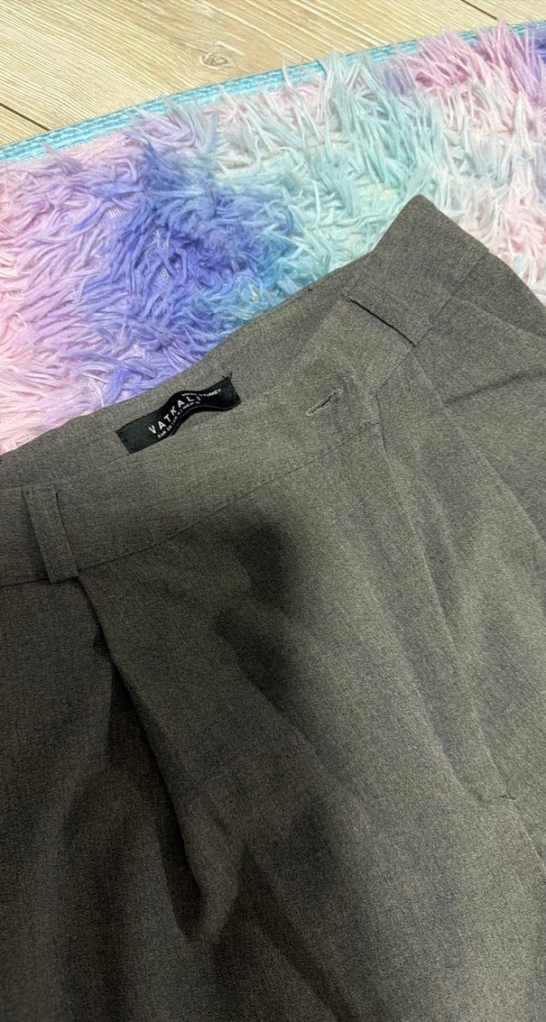 Vatkalı Gri Midi Kadın Kumaş Pantolon - Görsel 2