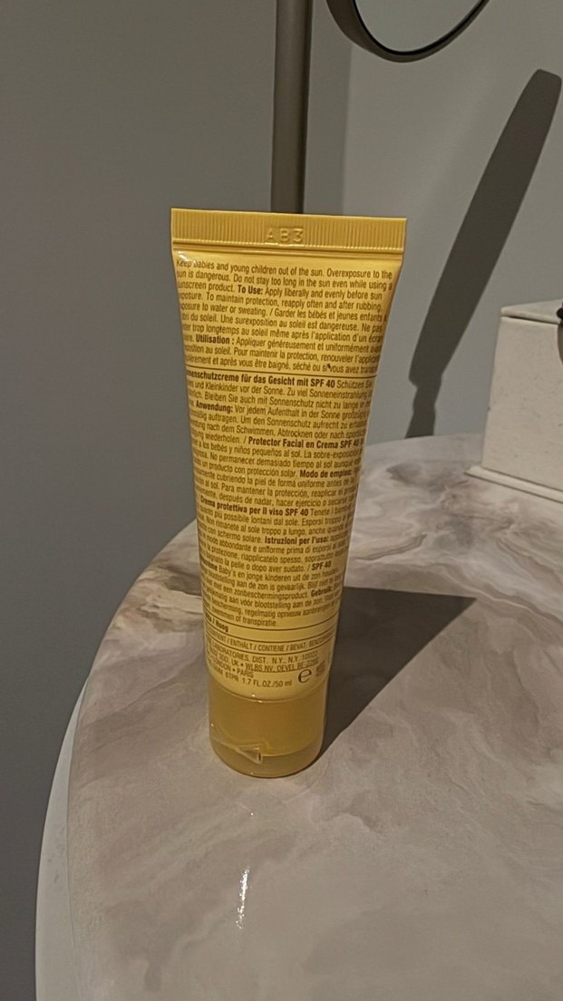 Clinique SPF40 Yüz Kremi - Görsel 4