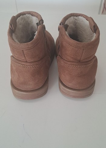 32 Beden Zara bot 32 numara