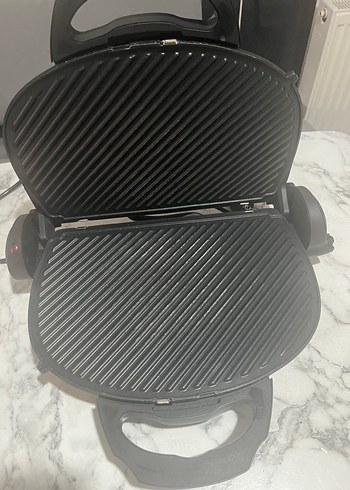 Kırmızı Sal Signa Tost Makinesi - Görsel 2