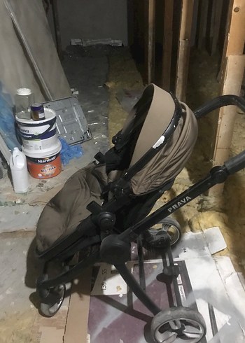 Prada Bebek arabası