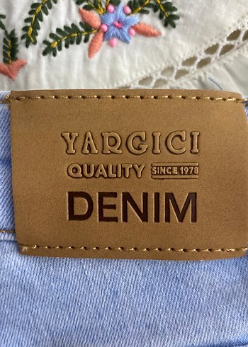 m Beden Nakışlı Beyaz Bohem Uzun Kollu Bluz