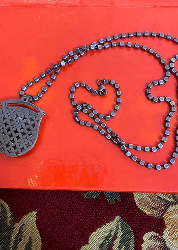 Neva Gümüş Uzun Zincirli Gotik Stil Kafatası Kolye