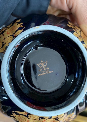 Altın işlemeli koyu renk dekoratif tabaklar - Görsel 4