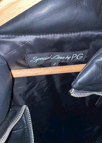 Siyah Deri Biker Ceket, Kısa Kesim - Görsel 3