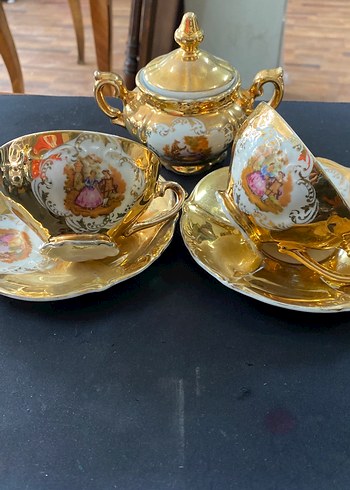 Klasik Altın Renkli Porselen Fincan ve Şekerlik Seti - Görsel 4