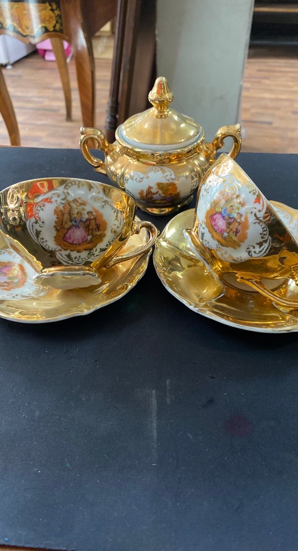 Klasik Altın Renkli Porselen Fincan ve Şekerlik Seti - Görsel 4