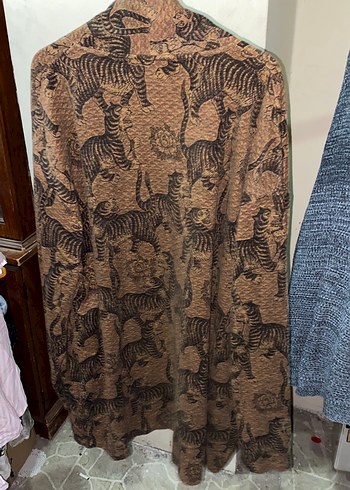 Uzun Kollu Kahverengi Desenli Bohem Hırka - Görsel 3