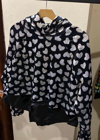 Kapüşonlu, düğmeli, uzun kollu kız bluzu - Görsel 5