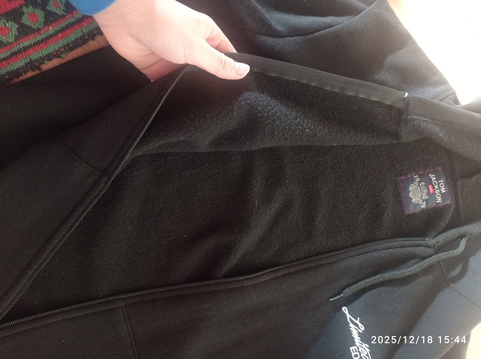 Siyah Kapüşonlu Fermuarlı Erkek Sweatshirt - Görsel 4