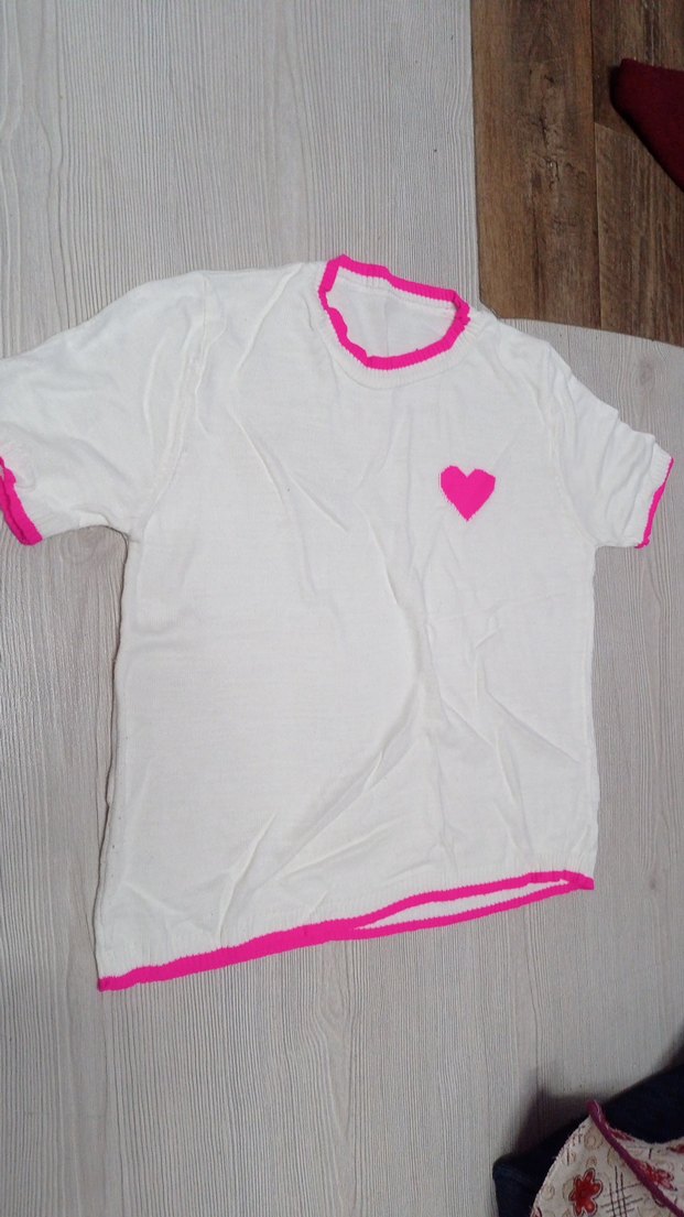 Pembe Kalp Desenli Örme  Tişört - Görsel 3