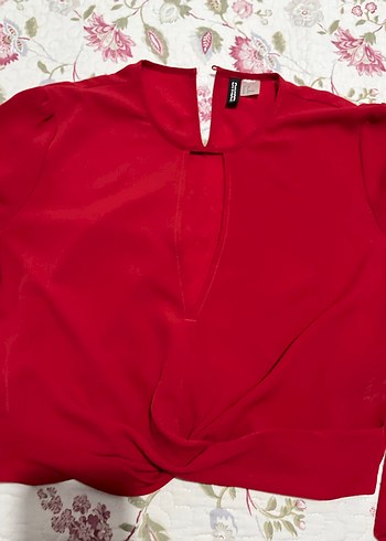 H&M Uzun Kollu Kırmızı V Yakalı Kadın Bluz