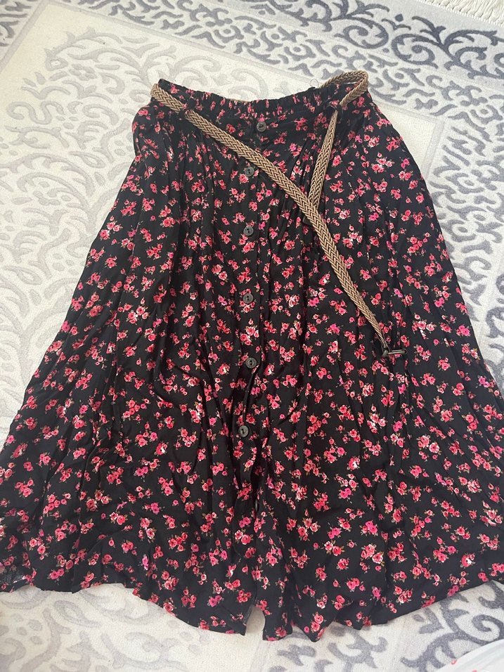 Düğmeli, Çiçek Desenli Midi Etek - Görsel 2