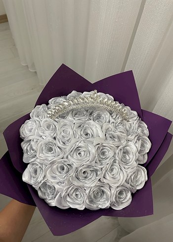 32li solmayan gül buketi