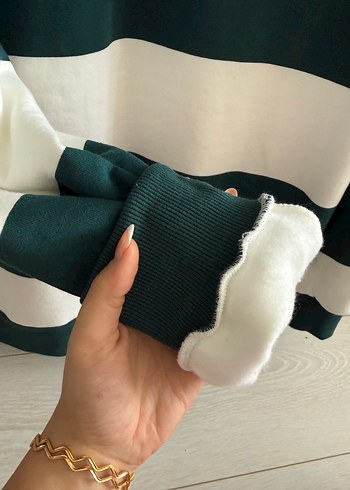 m Beden yeşil Renk Düğmeli Yeşil-Beyaz Çizgili Erkek Sweatshirt