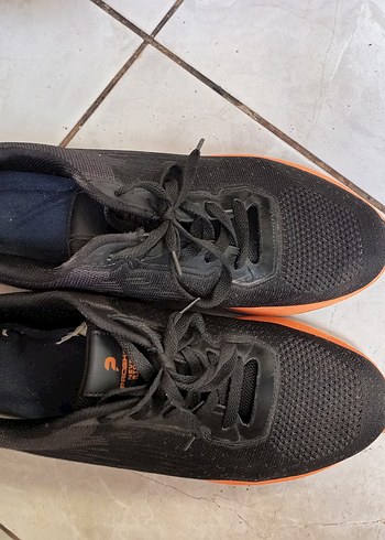 Turuncu Detaylı Siyah Erkek Koşu Ayakkabısı - Görsel 3