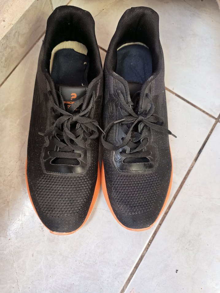 Turuncu Detaylı Siyah Erkek Koşu Ayakkabısı - Görsel 5